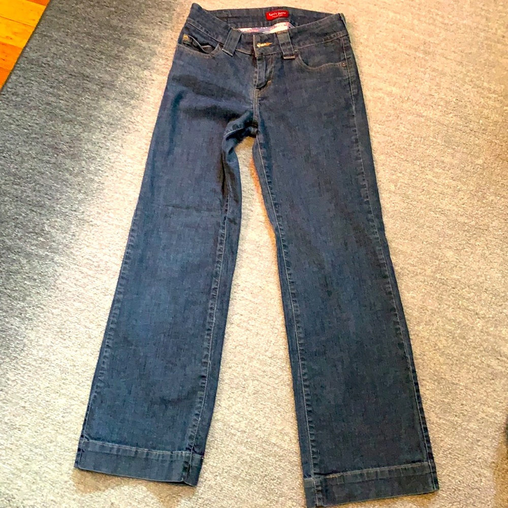 Levi’s 545 wide leg jeans